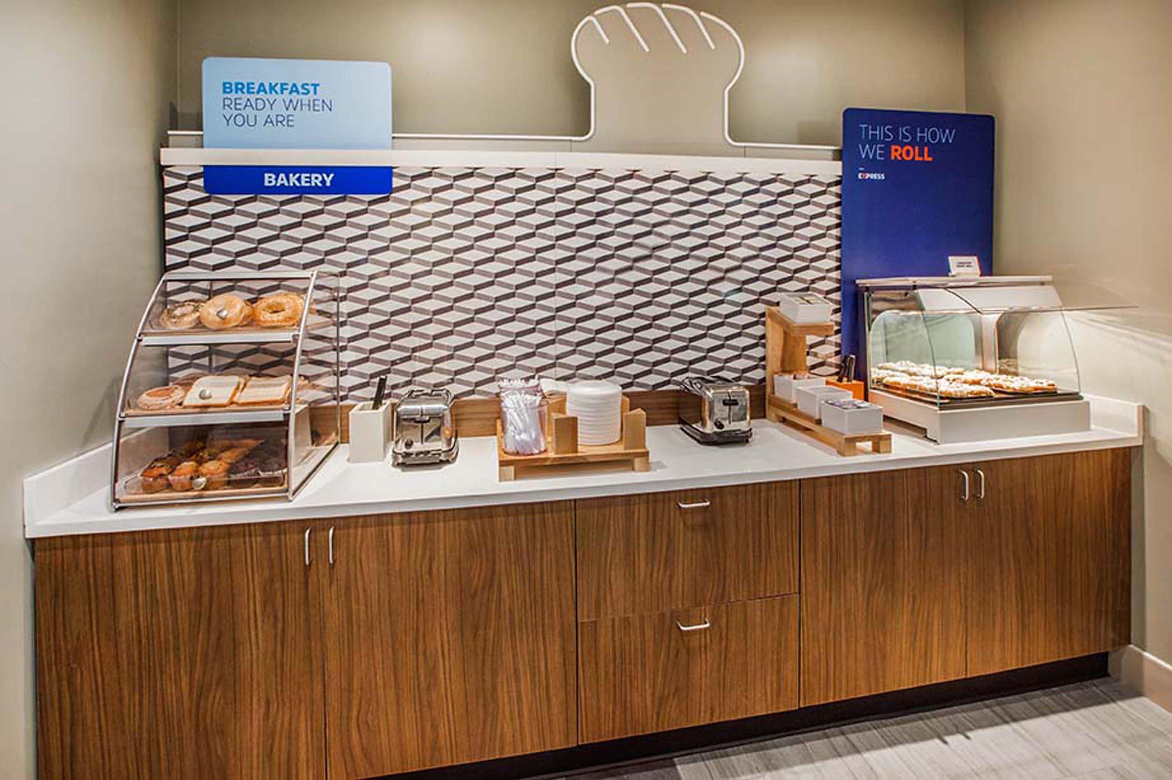 Holiday Inn Express Harrisburg East By Ihg Εξωτερικό φωτογραφία