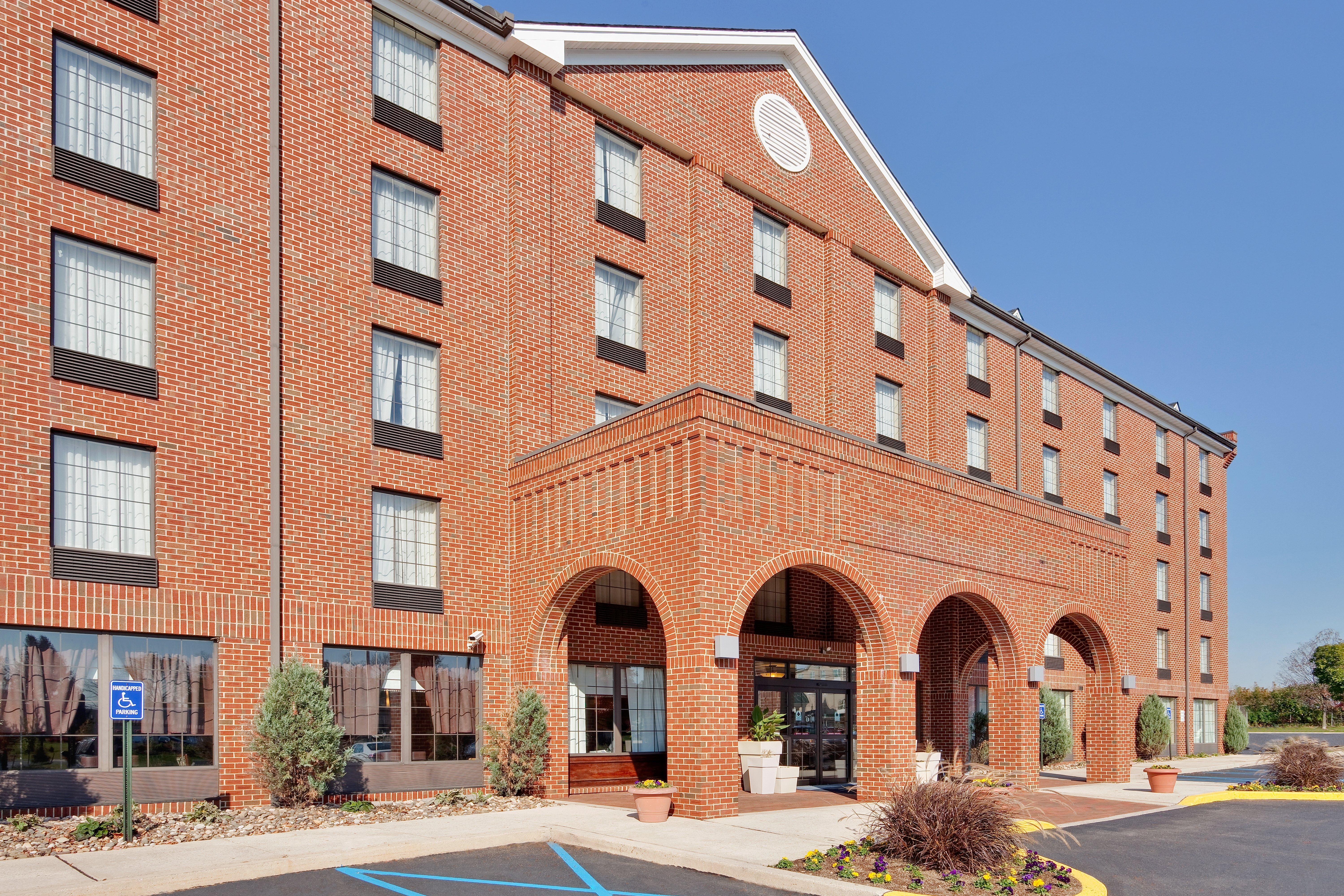Holiday Inn Express Harrisburg East By Ihg Εξωτερικό φωτογραφία