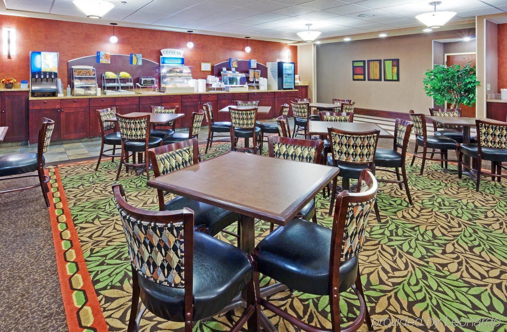 Holiday Inn Express Harrisburg East By Ihg Εξωτερικό φωτογραφία